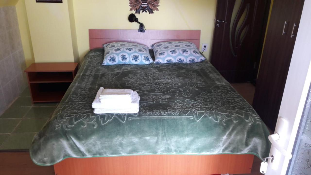 Family&Friends Apartment Ceahlau Bagian luar foto